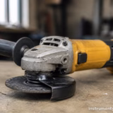 Чому болгарка DeWalt не розкручується до повних обертів