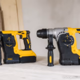 DeWalt DCH273 чи DCH333: порівняння перфораторів для домашнього ремонту
