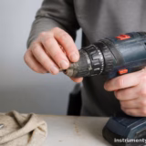 Як почистити патрон дриля Bosch, якщо він заклинив і не розтискається